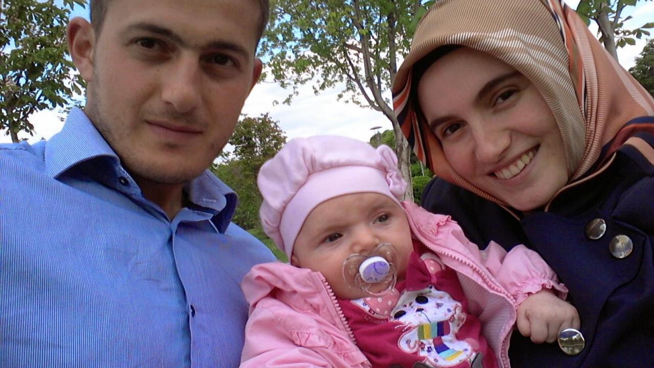 Alcisini cikarip darbecilere direnen sehidin esi o gunu anlatti jZ1N8OPQ